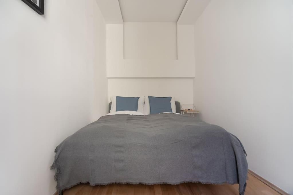 Grosse Terrasse, Klimaanlage Und U-Bahn Naehe Appartement Wenen Buitenkant foto